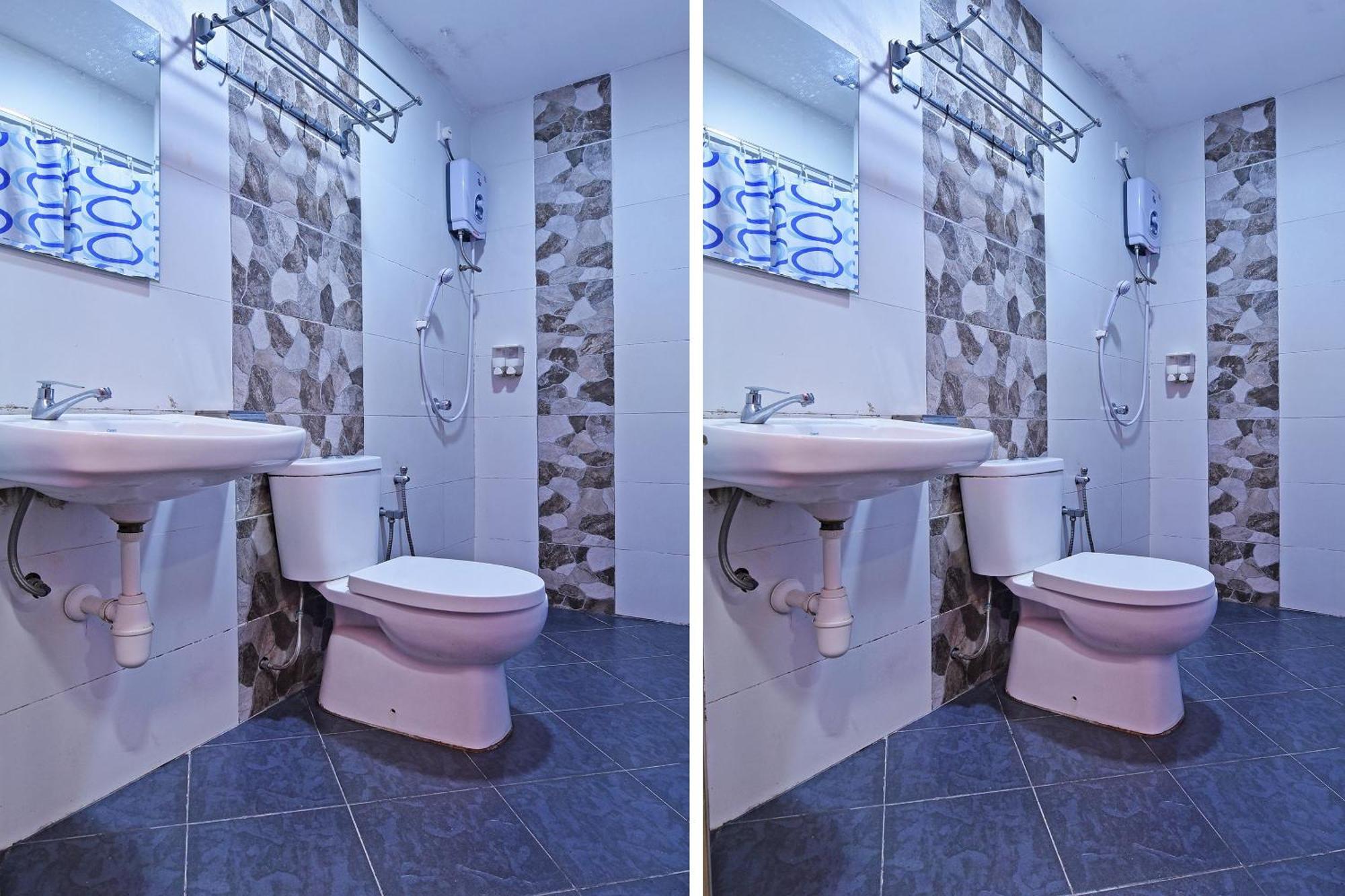 Super Oyo 992 Orange Hotel กัวลาปิลาห์ ภายนอก รูปภาพ