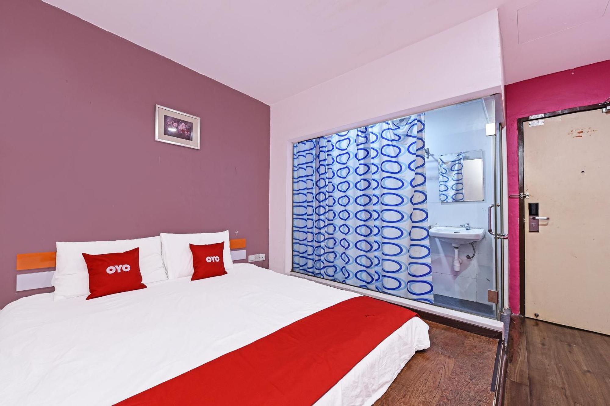 Super Oyo 992 Orange Hotel กัวลาปิลาห์ ภายนอก รูปภาพ