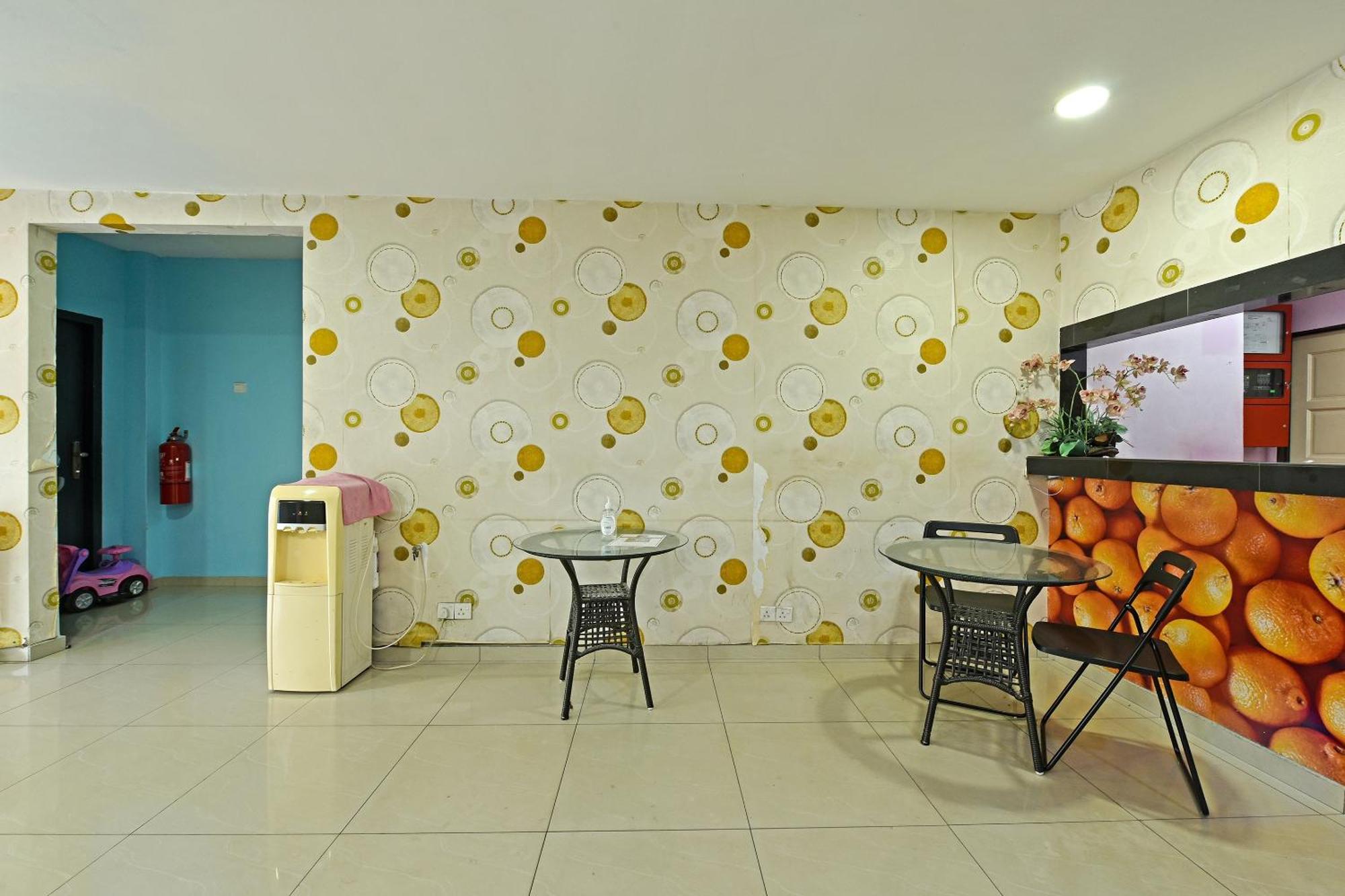 Super Oyo 992 Orange Hotel กัวลาปิลาห์ ภายนอก รูปภาพ
